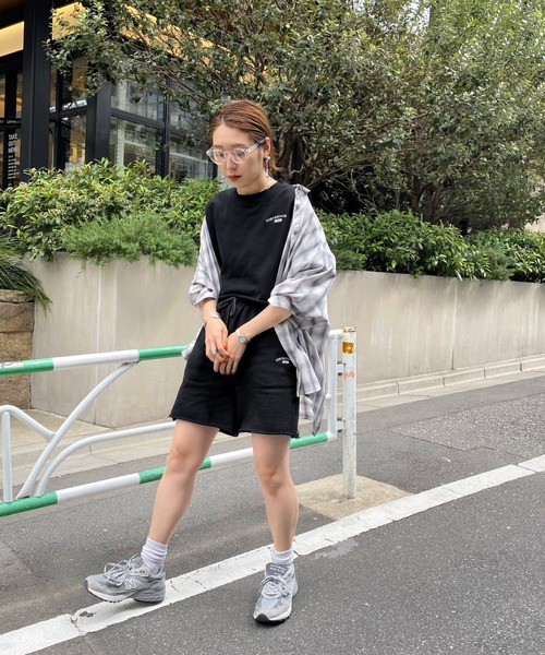 WHO'S WHO gallery(フーズフーギャラリー)の「ワンマイルショートパンツ(スウェットパンツ・レディース・ブラック/レッド/ブルー/グリーン/オートミール/レモンイエロー/黄緑系・FREE)」の14枚目の写真