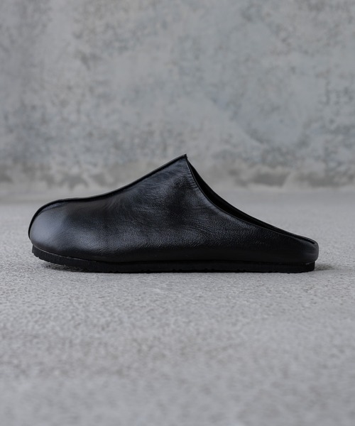 CASPER JOHN(キャスパージョン)の「Over Form Room Shoes/オーバーフォルムルームシューズ(スリッポン・メンズ・ブラック/ナチュラル・SMALL/MEDIUM/LARGE)」の6枚目の写真