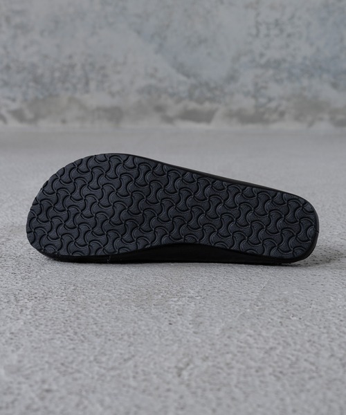 CASPER JOHN(キャスパージョン)の「Over Form Room Shoes/オーバーフォルムルームシューズ(スリッポン・メンズ・ブラック/ナチュラル・SMALL/MEDIUM/LARGE)」の10枚目の写真