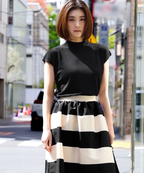 ELFRANK(エルフランク)の「ハイネック 半袖 サマーニット プルオーバー モックネック(ニット/セーター・レディース・ブラック/グレー/ベージュ/クリーム/オレンジ/グリーン/ピンク・FREE)」の10枚目の写真