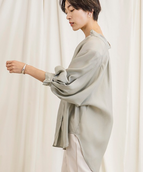 CIENA(シエナ)の「2wayスタンドカラーボリュームハーフスリーブシアーシャツ(シャツ/ブラウス・レディース・オフホワイト/グリーン/ブルー/ブラック・FREE)」の5枚目の写真