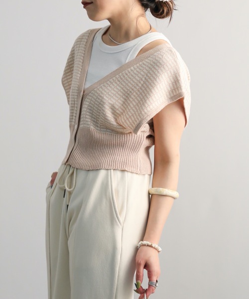 ap retro（アプレトロ）の「ジャガードニットベスト【ZOZO限定アイテム】（ベスト・レディース・ブラック/ライトベージュ/ブルー・FREE）」の17枚目の写真