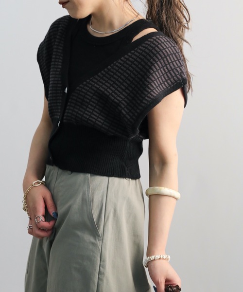 ap retro（アプレトロ）の「ジャガードニットベスト【ZOZO限定アイテム】（ベスト・レディース・ブラック/ライトベージュ/ブルー・FREE）」の7枚目の写真