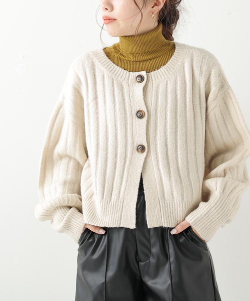 RAY CASSIN（レイカズン）の「リブタートルニットプルオーバー（ニット/セーター・レディース・オフホワイト/ブラック/ベージュ/ライトカーキ/ワイン・FREE）」の4枚目の写真