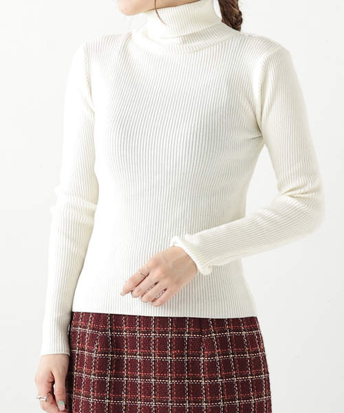 RAY CASSIN（レイカズン）の「リブタートルニットプルオーバー（ニット/セーター・レディース・オフホワイト/ブラック/ベージュ/ライトカーキ/ワイン・FREE）」の19枚目の写真