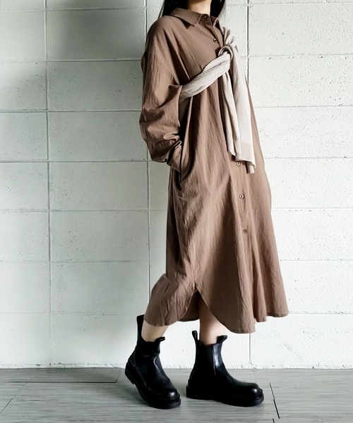 me+em select(ミームセレクト)の「サイドスリットコットンロングシャツ【数量限定販売】(シャツワンピース・レディース・グリーン/ブラック/ホワイト/ブラウン・FREE)」の15枚目の写真