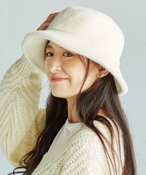 14+（イチヨンプラス）の「短毛エコファーバケットハット（ハット・レディース・ブラック/オフホワイト/モカ・FREE）」の2枚目の写真