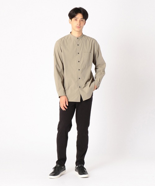 COMME CA ISM（コムサイズム）の「《NOTO　QUALITY》　リラックスフィット　バンドカラーシャツ（シャツ/ブラウス・メンズ・ホワイト/ブラウン/グリーン/グレイッシュベージュ・SMALL/MEDIUM/LARGE）」の14枚目の写真