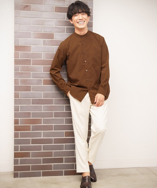 COMME CA ISM（コムサイズム）の「《NOTO　QUALITY》　リラックスフィット　バンドカラーシャツ（シャツ/ブラウス・メンズ・ホワイト/ブラウン/グリーン/グレイッシュベージュ・SMALL/MEDIUM/LARGE）」の19枚目の写真