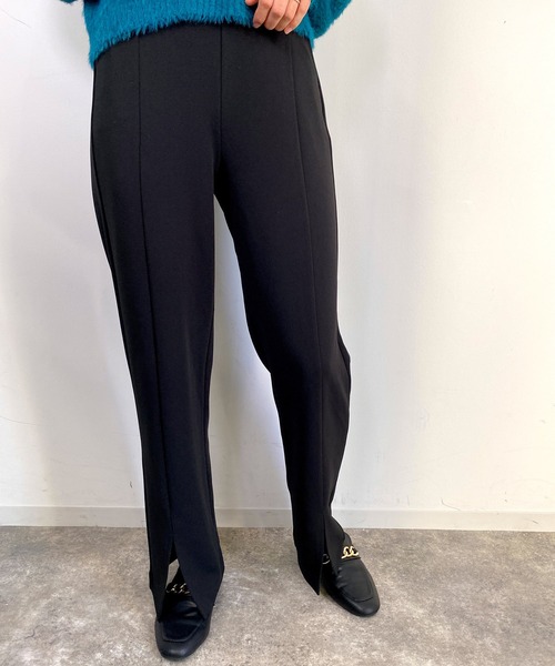 MLI'A（エムリア）の「フロントスリットカット／パンツ（その他パンツ・レディース・ブラウン/レッド/グリーン/ライトベージュ/ブラック・FREE）」の2枚目の写真