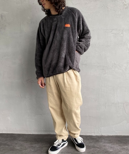 UNIVERSAL OVERALL（ユニバーサルオーバーオール）の「[UNIVERSAL OVERALL/ユニバーサルオーバーオール] 別注カバーオールボアフリースプルオーバー（スウェット・レディース・グレー/アイボリー/チャコール・S/M/L）」の12枚目の写真