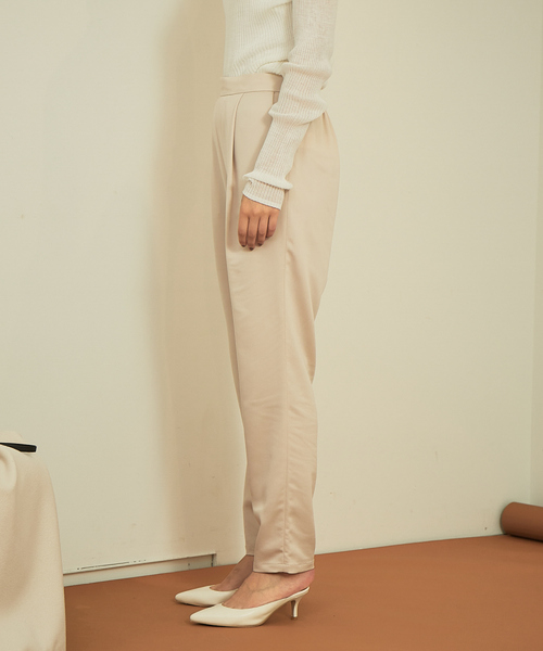 Rouge vif(ルージュヴィフ)の「サテンイージーパンツ2(その他パンツ・レディース・ベージュ/ピンク/ブラック/ライラック・36/38/40)」の18枚目の写真