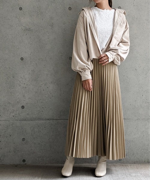 Per sist ence（パーシエンス）の「Per sist ence/パーシエンス　フェイクレザー プリーツスカート（スカート・レディース・ベージュ/ブラック/アイボリー・FREE）」の17枚目の写真