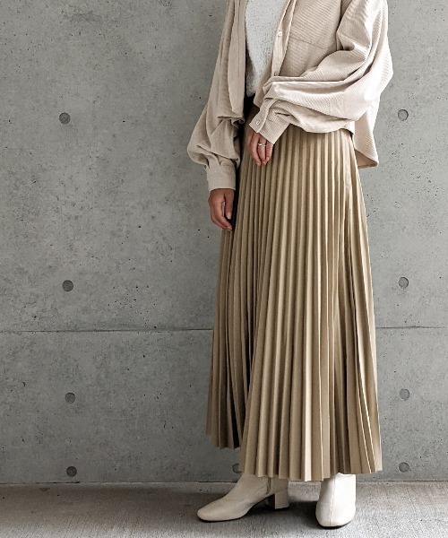 Per sist ence（パーシエンス）の「Per sist ence/パーシエンス　フェイクレザー プリーツスカート（スカート・レディース・ベージュ/ブラック/アイボリー・FREE）」の18枚目の写真