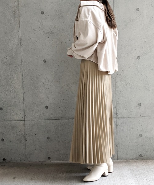 Per sist ence（パーシエンス）の「Per sist ence/パーシエンス　フェイクレザー プリーツスカート（スカート・レディース・ベージュ/ブラック/アイボリー・FREE）」の21枚目の写真