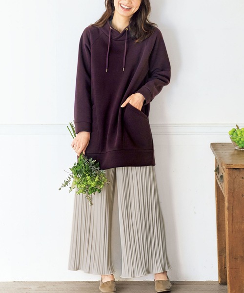 BELLUNA PLUS(ベルーナ)の「裏起毛素材スタンドネックチュニック(チュニック・レディース・ワイン/ベージュ/チャコール/チャコールグレー/ワイン系/キャメル/グレー系その他・LARGE/X-LARGE/MEDIUM)」の11枚目の写真