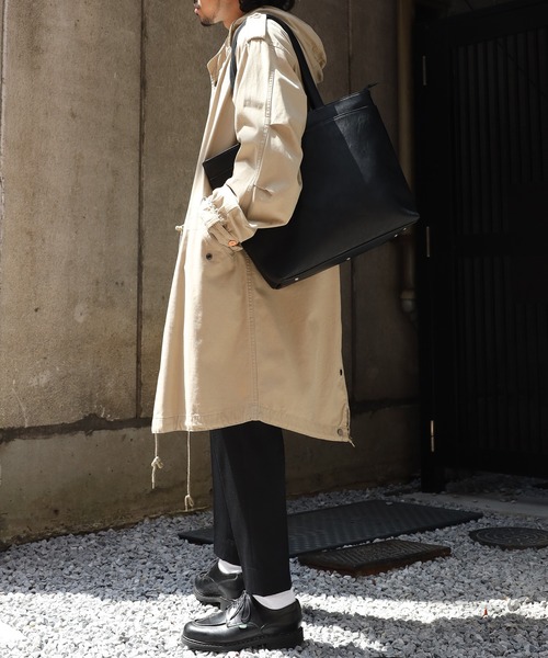 【グッシオ ウォーモ】レザータッチ 横型トートバッグ ビジネストート A4対応 オンオフ兼用（トートバッグ）｜GUSCIO UOMO（グッシオ ウォーモ）