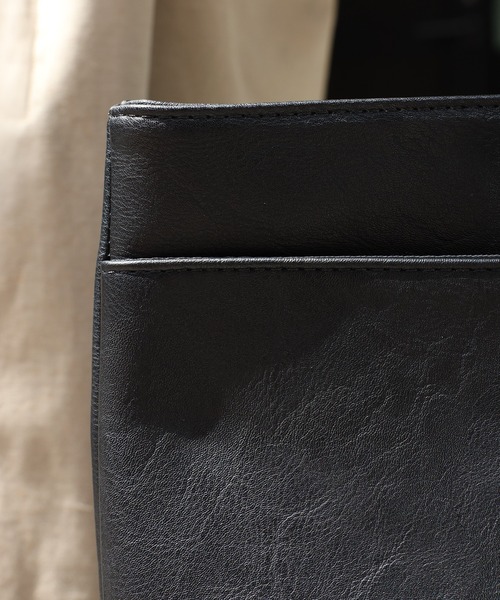 【グッシオ ウォーモ】レザータッチ 横型トートバッグ ビジネストート A4対応 オンオフ兼用（トートバッグ）｜GUSCIO UOMO（グッシオ ウォーモ）