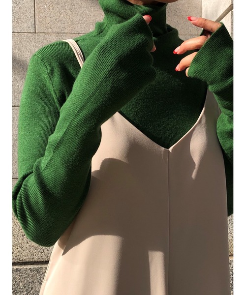 ulu（ウル）の「original longsleeve turtleneck knit（ニット/セーター・レディース・アイボリー/ブラック/グリーン・FREE）」の7枚目の写真