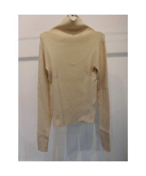 ulu（ウル）の「original longsleeve turtleneck knit（ニット/セーター・レディース・アイボリー/ブラック/グリーン・FREE）」の13枚目の写真