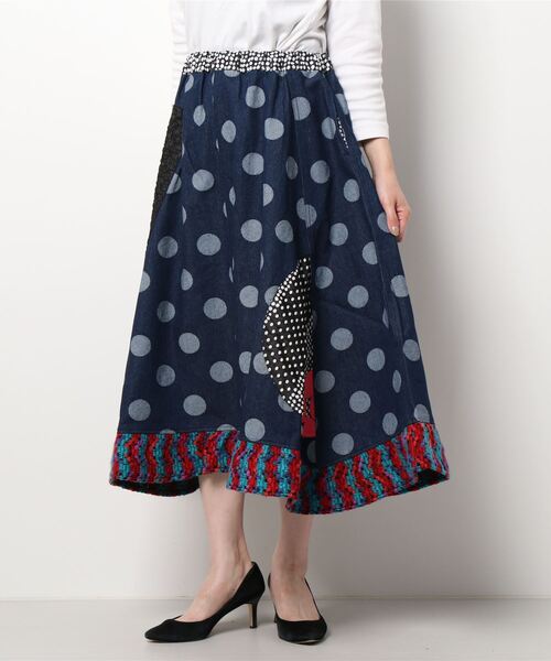 garcon la raison（ギャルソン・ラ・レゾン）の「フレアスカート（スカート・レディース・レッド/ブラック・2/1）」の2枚目の写真