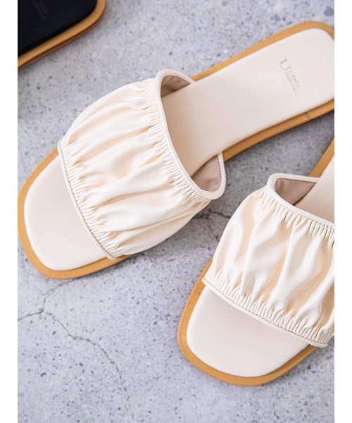 Ayla（アイラ）の「flat frill sandals（サンダル・レディース・ブラック/アイボリー・24/25/24.5/23.5/23）」の14枚目の写真