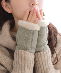 osharewalker（オシャレウォーカー）の「『ロングニットハンドウォーマー』（手袋・レディース）」