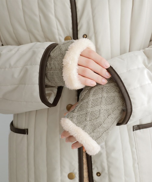 osharewalker（オシャレウォーカー）の「『ロングニットハンドウォーマー』（手袋・レディース・ネイビー/ライトグレー/チャコール/オリーブ・FREE）」の6枚目の写真