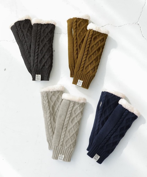 osharewalker（オシャレウォーカー）の「『ロングニットハンドウォーマー』（手袋・レディース・ネイビー/ライトグレー/チャコール/オリーブ・FREE）」の11枚目の写真