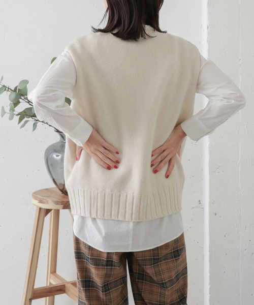 URBAN RESEARCH DOORS(アーバンリサーチドアーズ)の「クルーネックプルオーバーブラウス(シャツ/ブラウス・レディース・オフホワイト・ONE)」の8枚目の写真