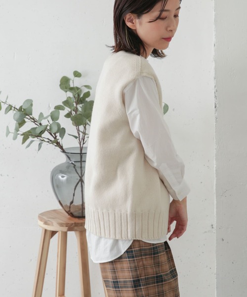 URBAN RESEARCH DOORS(アーバンリサーチドアーズ)の「クルーネックプルオーバーブラウス(シャツ/ブラウス・レディース・オフホワイト・ONE)」の9枚目の写真