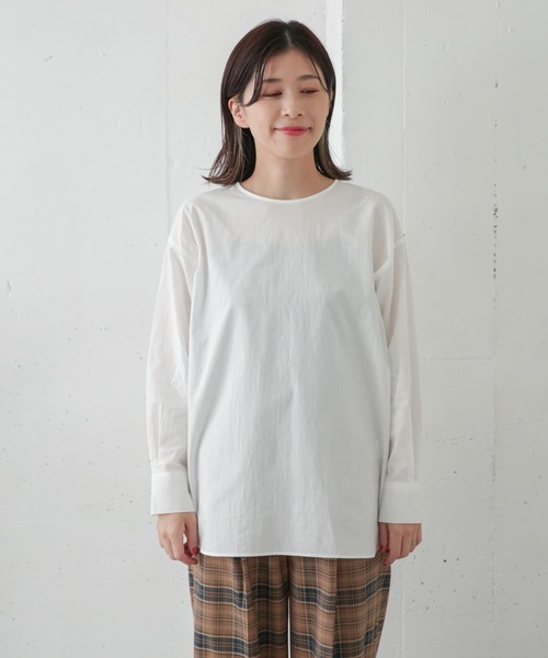 URBAN RESEARCH DOORS(アーバンリサーチドアーズ)の「クルーネックプルオーバーブラウス(シャツ/ブラウス・レディース・オフホワイト・ONE)」の18枚目の写真