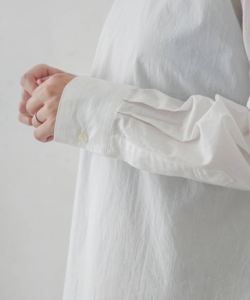 URBAN RESEARCH DOORS(アーバンリサーチドアーズ)の「クルーネックプルオーバーブラウス(シャツ/ブラウス・レディース・オフホワイト・ONE)」の21枚目の写真