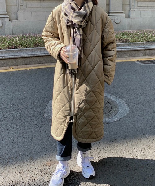 DAY CLOSET（デイ クローゼット）の「レディース ベースボールカラーカジュアルキルティングロングコート（ノーカラーコート・レディース・アイボリー/モカ・ONE SIZE）」の12枚目の写真