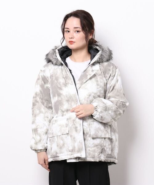 INTERPLAY（インタープレイ）の「【INTERPLAY】タイダイプリントN3Bタイプブルゾン（ブルゾン・レディース・グレー/ブルー・FREE）」の2枚目の写真