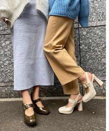 【R&E】チャンキーヒールベルテッドエナメルパンプス