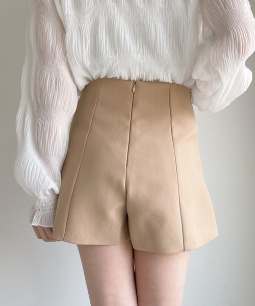 Loueme（ルエム）の「ハイウエストベーシックショートパンツ（その他パンツ・レディース・ホワイト/ブラック/ベージュ・FREE）」の21枚目の写真