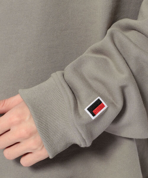 LUSOR（ルーソル）の「LUSOR（ルーソル）　360g裏毛 ロゴスウェット（スウェット・メンズ・ベージュ/グレー/ホワイト・MEDIUM/LARGE）」の11枚目の写真