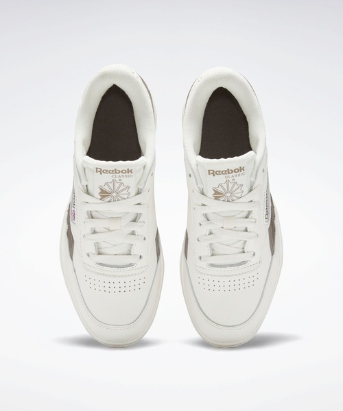Reebok(リーボック)の「クラブシー / Club C Double Revenge(スニーカー・レディース・オフホワイト/ホワイト×グリーン・22.5cm/23.5cm/24.5cm/25.5cm/26.5cm/27.5cm/27.0cm/28.0cm/22.0cm/23.0cm/24.0cm/25.0cm/26.0cm)」の10枚目の写真