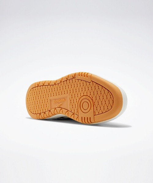 Reebok(リーボック)の「クラブシー / Club C Double Revenge(スニーカー・レディース・オフホワイト/ホワイト×グリーン・22.5cm/23.5cm/24.5cm/25.5cm/26.5cm/27.5cm/27.0cm/28.0cm/22.0cm/23.0cm/24.0cm/25.0cm/26.0cm)」の11枚目の写真