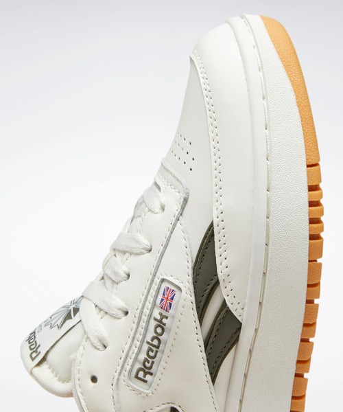 Reebok(リーボック)の「クラブシー / Club C Double Revenge(スニーカー・レディース・オフホワイト/ホワイト×グリーン・22.5cm/23.5cm/24.5cm/25.5cm/26.5cm/27.5cm/27.0cm/28.0cm/22.0cm/23.0cm/24.0cm/25.0cm/26.0cm)」の16枚目の写真