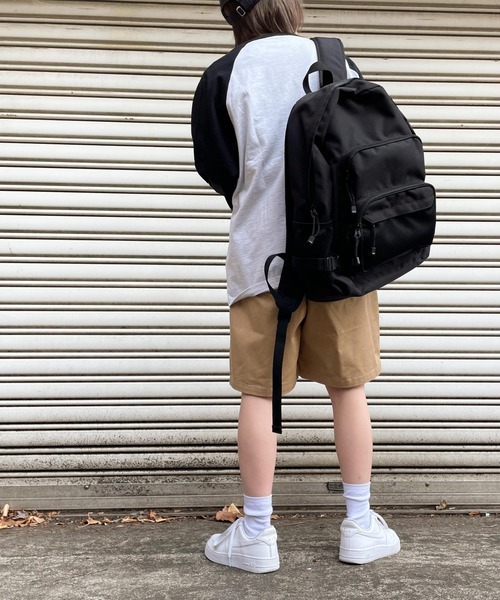 WEGO（ウィゴー）の「WEGO/ヘビーウエイト スタジアムロゴBIGロンT（Tシャツ/カットソー・メンズ・ネイビー/ブラック/ダークグリーン/オートミール・MEDIUM/LARGE）」の15枚目の写真