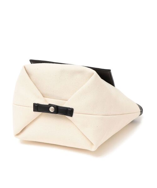 SHIPS any（シップス エニィ）の「SHIPS any: 2WAY キャンバス コンビ トート バッグ◇（トートバッグ・レディース・ホワイト/ブラック・ONE SIZE）」の17枚目の写真