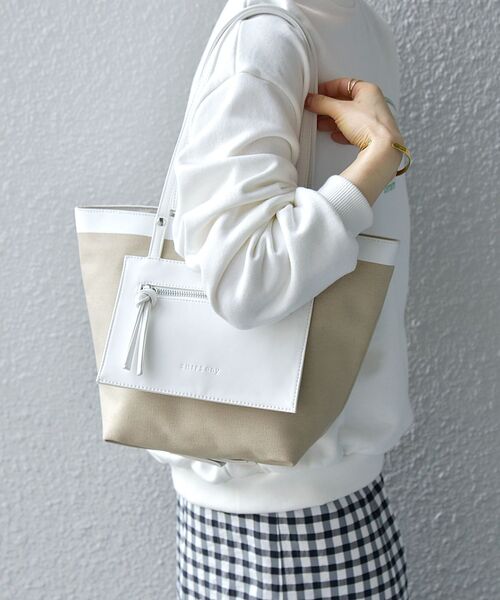 SHIPS any（シップス エニィ）の「SHIPS any: 2WAY キャンバス コンビ トート バッグ◇（トートバッグ・レディース・ホワイト/ブラック・ONE SIZE）」の16枚目の写真