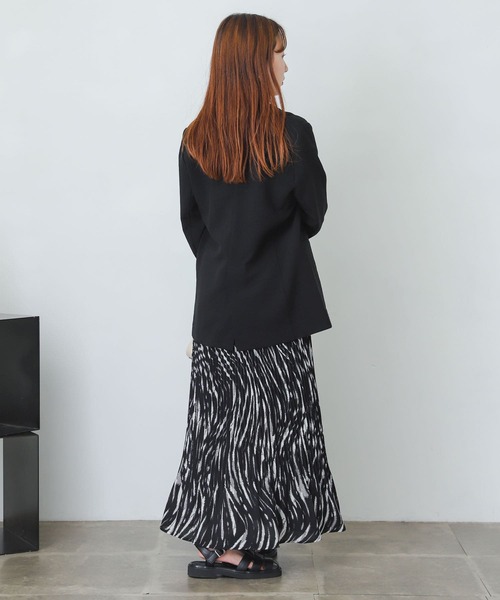SENSE OF PLACE by URBAN RESEARCH(センスオブプレイスバイアーバンリサーチ)の「ウェーブプリントプリーツマーメイドスカート(スカート・レディース・ブラック系その他/ブルー系その他・ONE)」の12枚目の写真