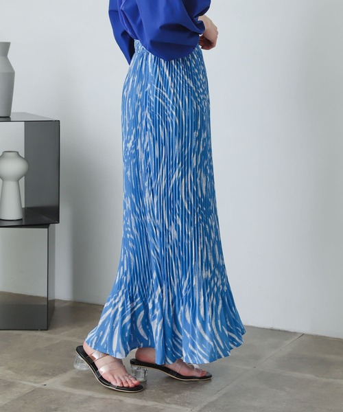 SENSE OF PLACE by URBAN RESEARCH(センスオブプレイスバイアーバンリサーチ)の「ウェーブプリントプリーツマーメイドスカート(スカート・レディース・ブラック系その他/ブルー系その他・ONE)」の21枚目の写真