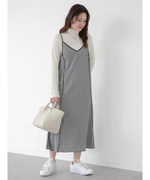 Green　Parks（グリーンパークス）の「シャーリングキャミワンピース（ワンピース・レディース・グリーン/ブラック・FREE）」の13枚目の写真