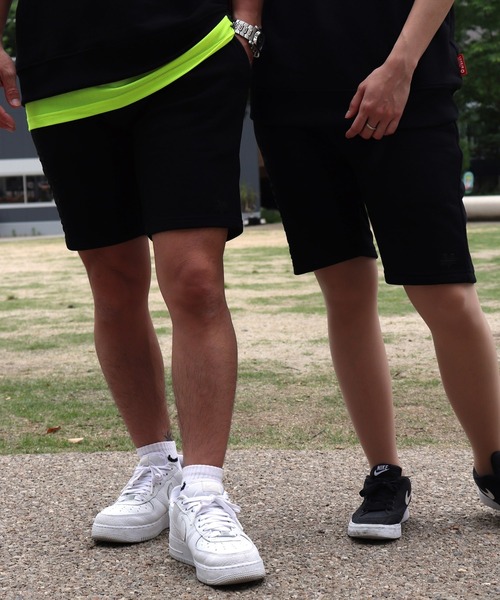 LUXE/R（ラグジュ）の「(RM)【ユニセックス】【LUXE/R】スウェット ショートパンツ（スウェットパンツ・メンズ・ベージュ/ブラック/ホワイト・MEDIUM/LARGE/X-LARGE）」の2枚目の写真