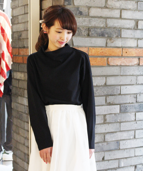 Chico（チコ）の「リップルボトルネックPO（Tシャツ/カットソー・レディース・オフホワイト/ホワイト/グレー/ブラック・FREE）」の3枚目の写真