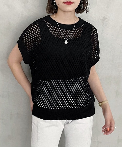 PAGEBOY(ページボーイ)の「メッシュクルーベスト(ベスト・レディース・ブラック/ターコイズブルー/オフホワイト・FREE)」の9枚目の写真